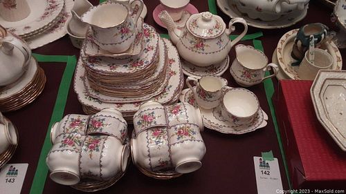 Royal Albert Dishes (1 of 5)
