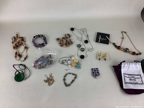 Lot #58 (1 of 19)