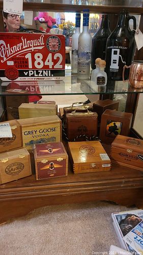Lot #465 (1 of 10)