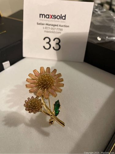Lot #33 (1 of 5)
