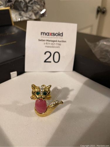 Lot #20 (1 of 4)