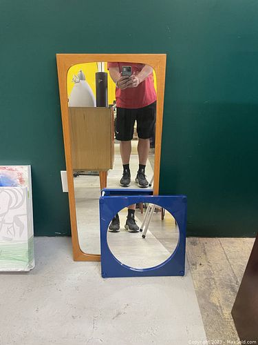 Lot #61 (1 of 8)
