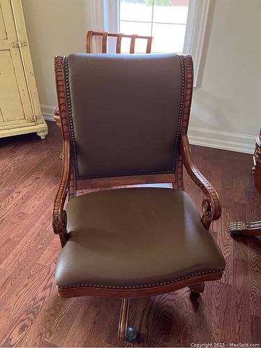 Lot #198 (1 of 13)