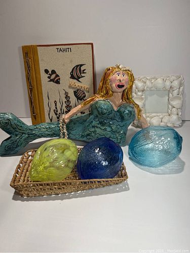 Lot #115 (1 of 4)