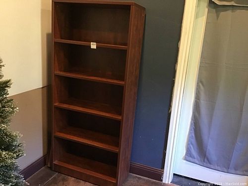 Lot #484 (1 of 2)