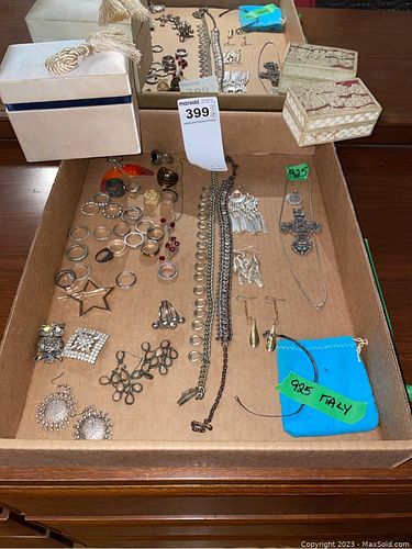 Lot #399 (1 of 15)