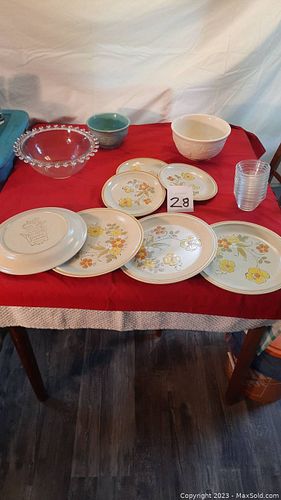 Lot #28 (1 of 7)