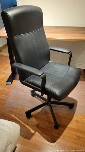Lot #103 (1 of 3)