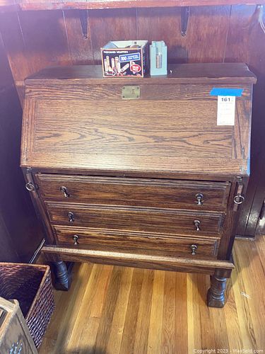 Lot #161 (1 of 6)