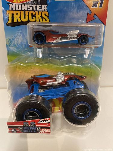 Lot #62 (1 of 4)