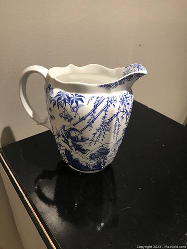 Lot #30 (1 of 7)