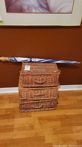 Lot #83 (1 of 7)