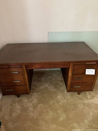 Lot #104 (1 of 9)