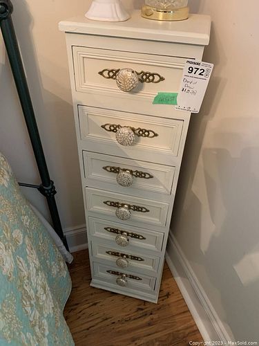 Lot #972 (1 of 8)