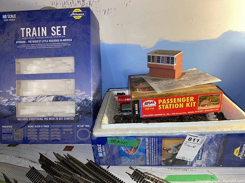 Lot #811 (1 of 14)