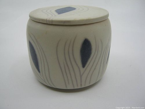 Lot #97 (1 of 9)