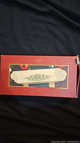 Lot #115 (1 of 4)