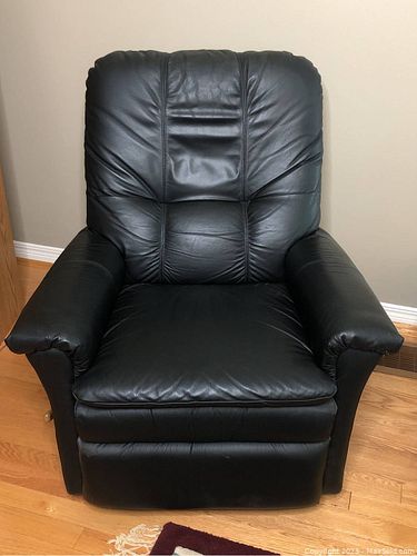 Lot #17 (1 of 9)
