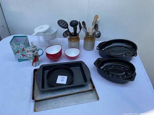 Lot #22 (1 of 6)