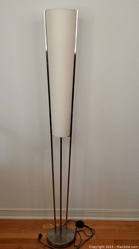Lot #15 (1 of 10)