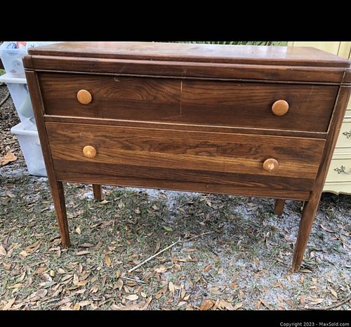 Lot #24 (1 of 1)