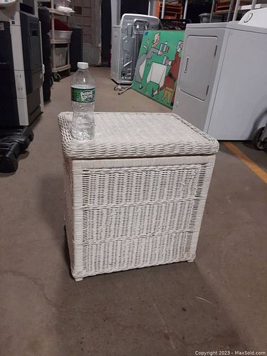 Lot #659 (1 of 5)