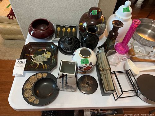 Lot #376 (1 of 9)