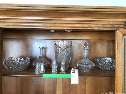 Lot #471 (1 of 4)