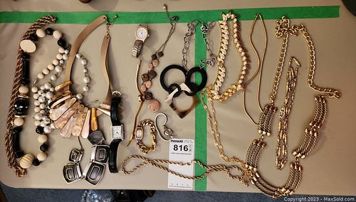 Lot #816 (1 of 9)
