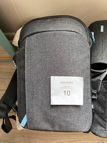 Lot #10 (1 of 13)
