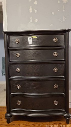 Lot #229 (1 of 9)