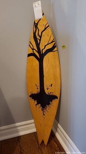 Lot #219 (1 of 8)