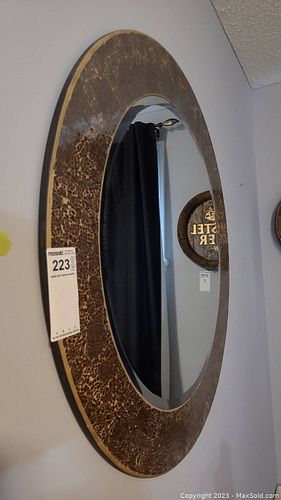 Lot #223 (1 of 7)