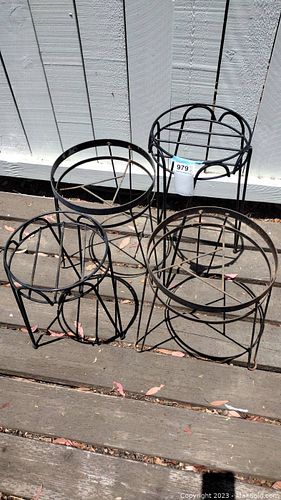 Lot #979 (1 of 7)