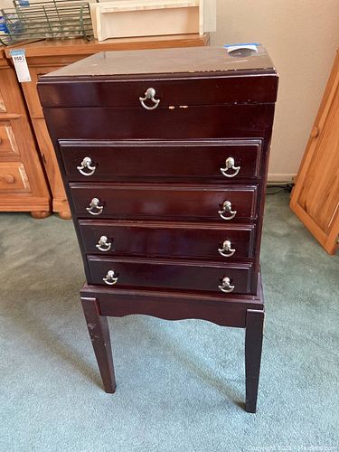 Lot #953 (1 of 12)