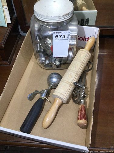 Lot #673 (1 of 11)