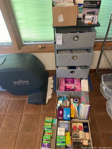 Lot #213 (1 of 10)