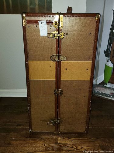 Lot #27 (1 of 16)