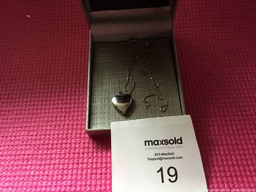 Lot #19 (1 of 2)