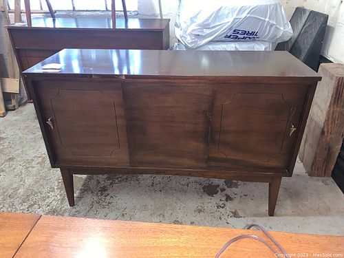 Lot #42 (1 of 6)