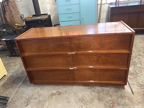 Lot #44 (1 of 5)