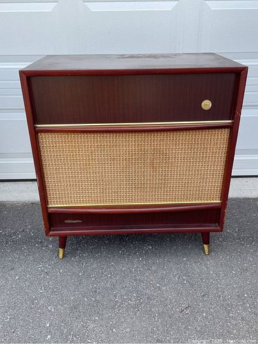 Lot #451 (1 of 5)