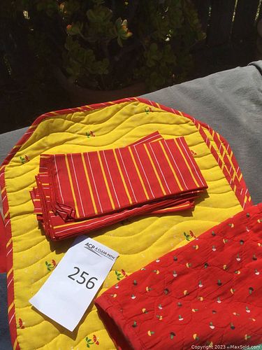 Lot #256 (1 of 7)