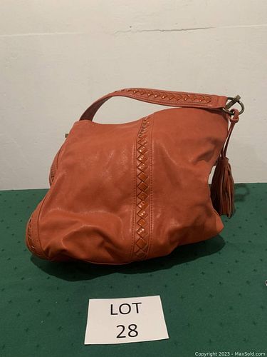 Lot #28 (1 of 4)