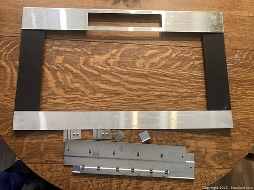 Lot #21 (1 of 1)