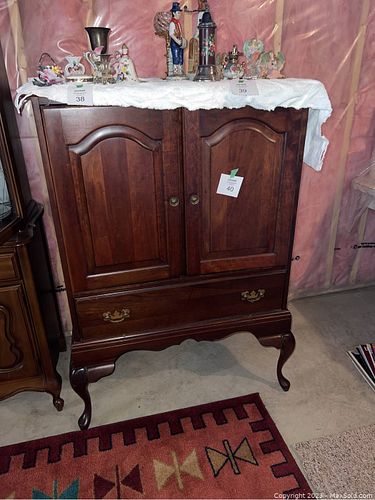 Lot #40 (1 of 10)
