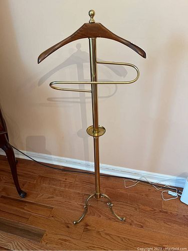 Lot #489 (1 of 8)