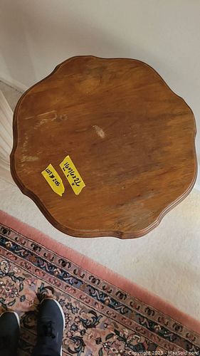 Lot #205 (1 of 5)