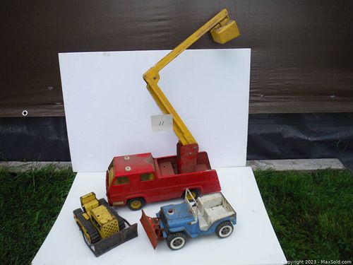 Lot #11 (1 of 7)