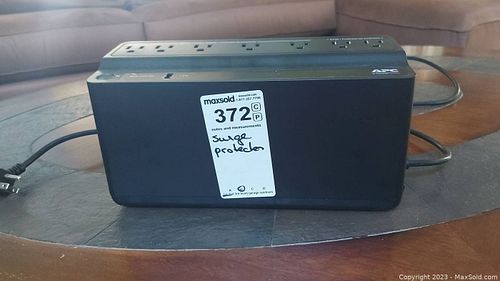 Lot #372 (1 of 8)